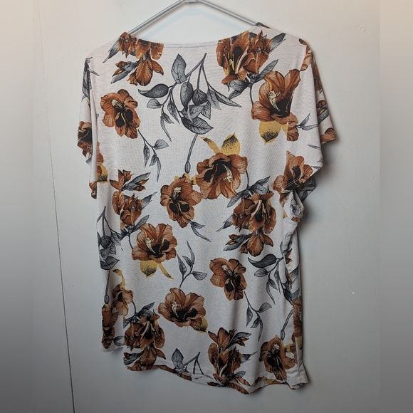 Laura plus Size Women Shirt Short Sleeve Leaves Pattern Size XXL - Picture 5 of 7